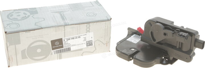 Mercedes-Benz A639 740 1635