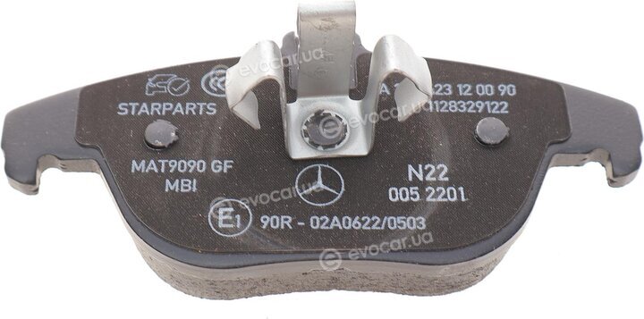 Mercedes-Benz A 000420020590