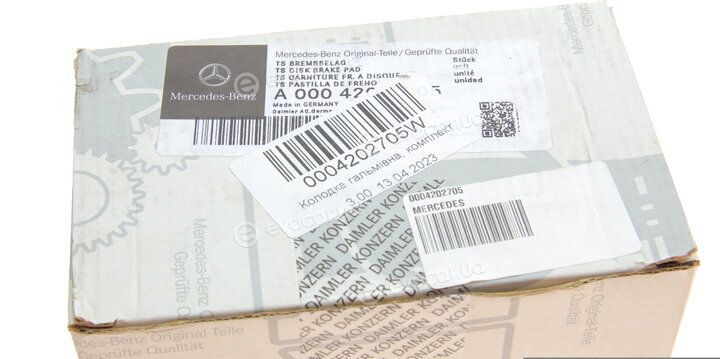 Mercedes-Benz A0004202705