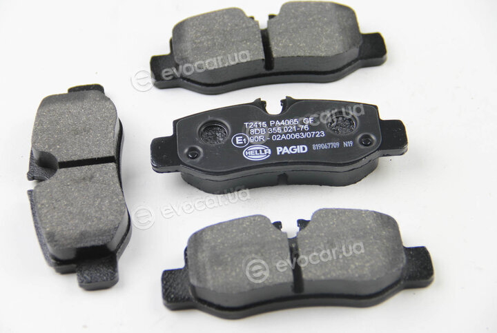 Hella Pagid 8DB 355 021-761