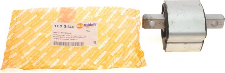 Autotechteile 100 2440